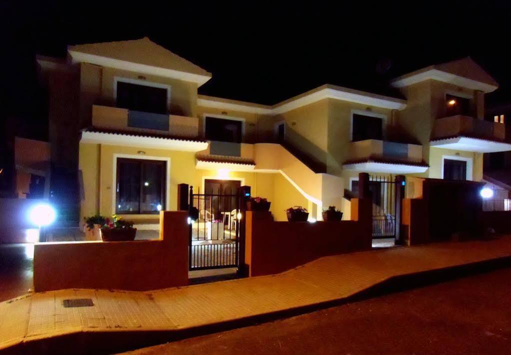 Residence Ibiscus Кастельсардо Экстерьер фото